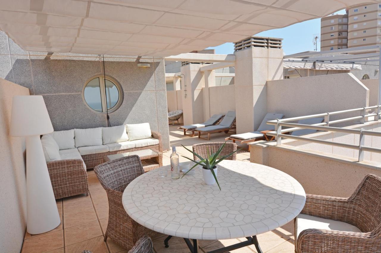 Luxury Beachfront Penthouse By Nras เอลกัมเปโญ ภายนอก รูปภาพ