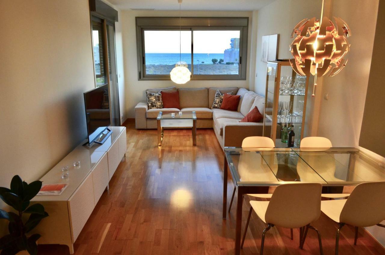 Luxury Beachfront Penthouse By Nras เอลกัมเปโญ ภายนอก รูปภาพ